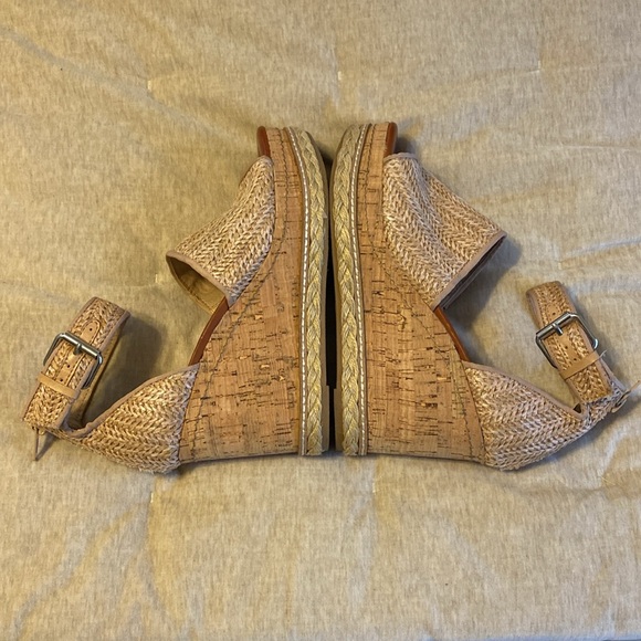 Dolce Vita Cork and Raffia Sz. 8 Platform Wedge - Picture 3 of 8